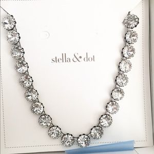 Stella and Dot vintage crystal necklace